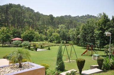 Country Inn & Suites By Radisson Vaishno ใน Katra, IN