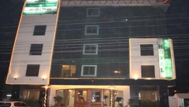 Hotel Rousha Inn in Ghaziabad, IN