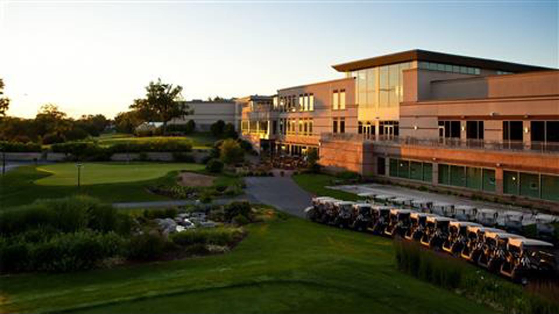 Eaglewood Resort & Spa in Itasca, IL