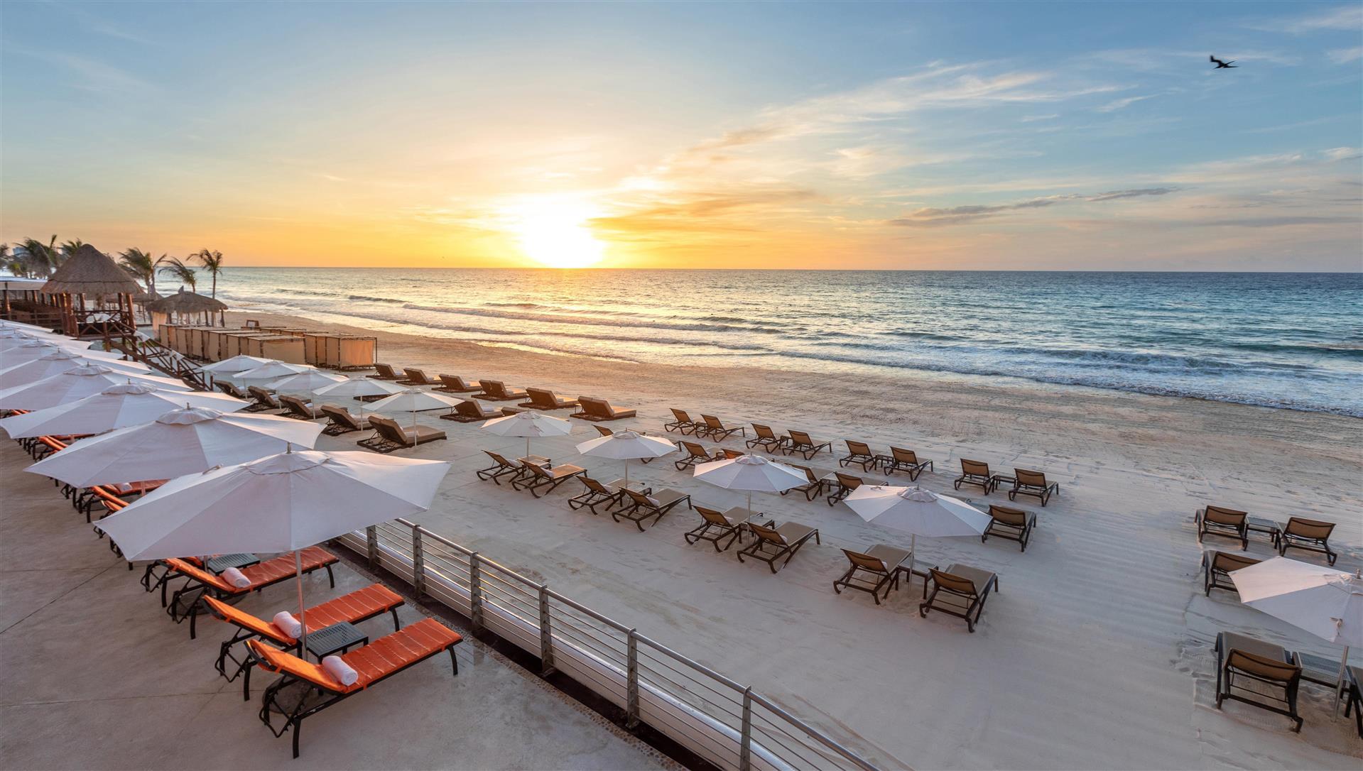 Beach Palace - All Inclusive in Cancun, MX