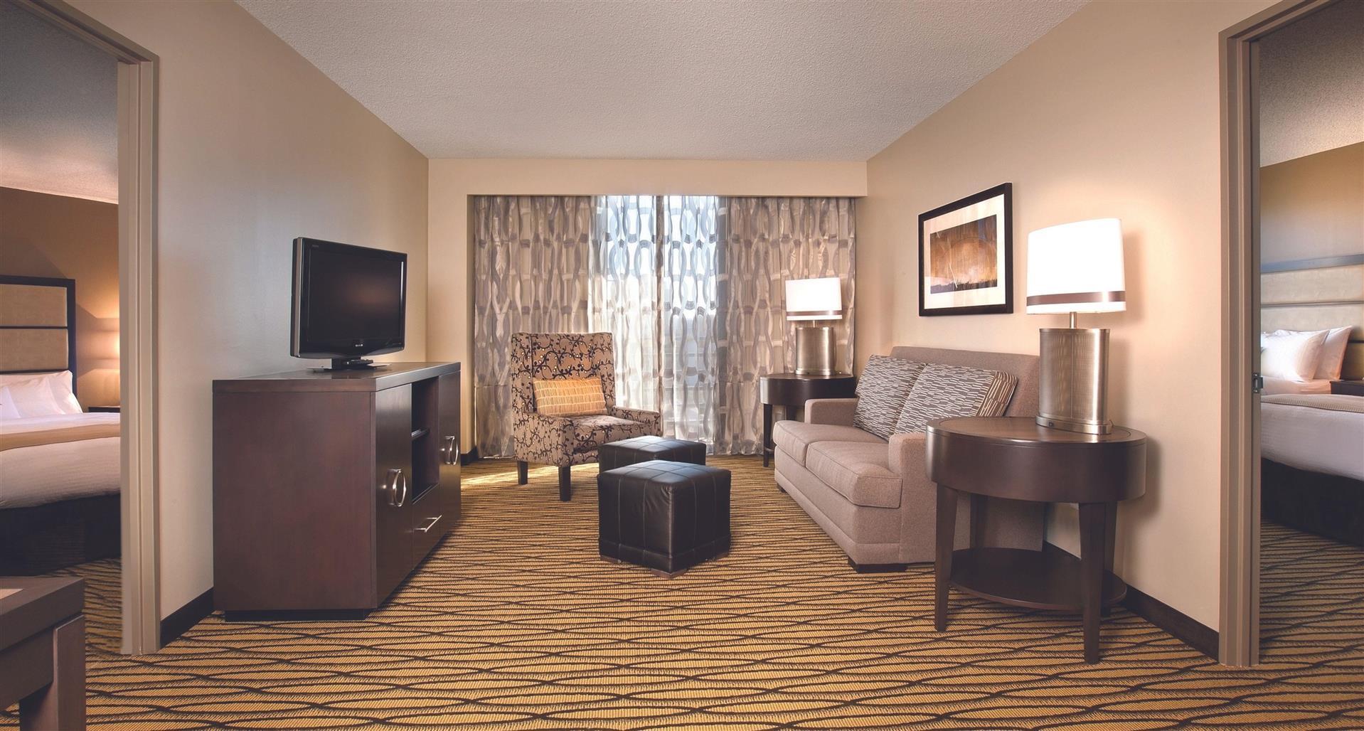 DoubleTree Suites by Hilton Hotel Austin in Austin, TX