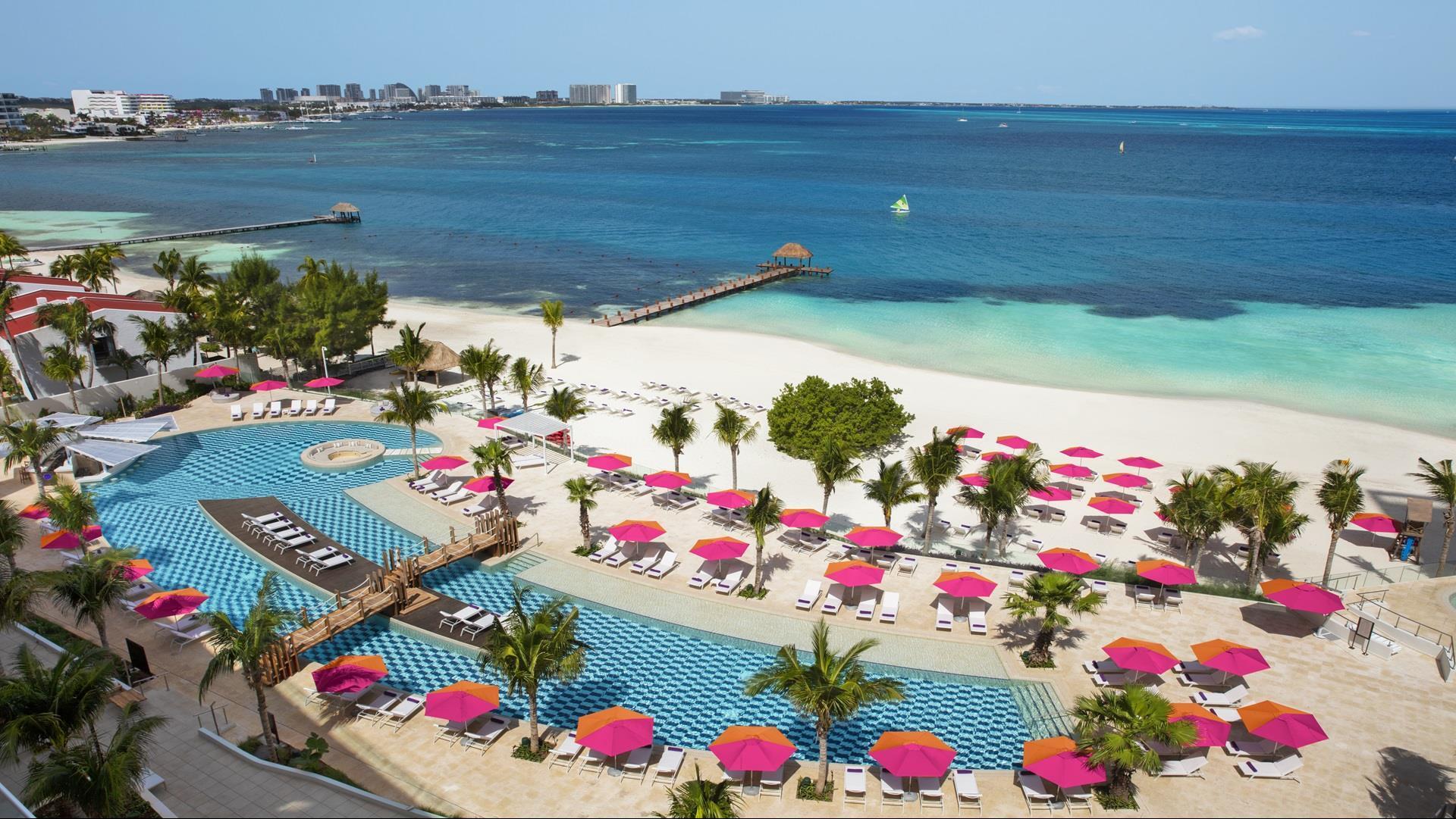 Breathless Cancun Soul Resort & Spa in Cancun, MX