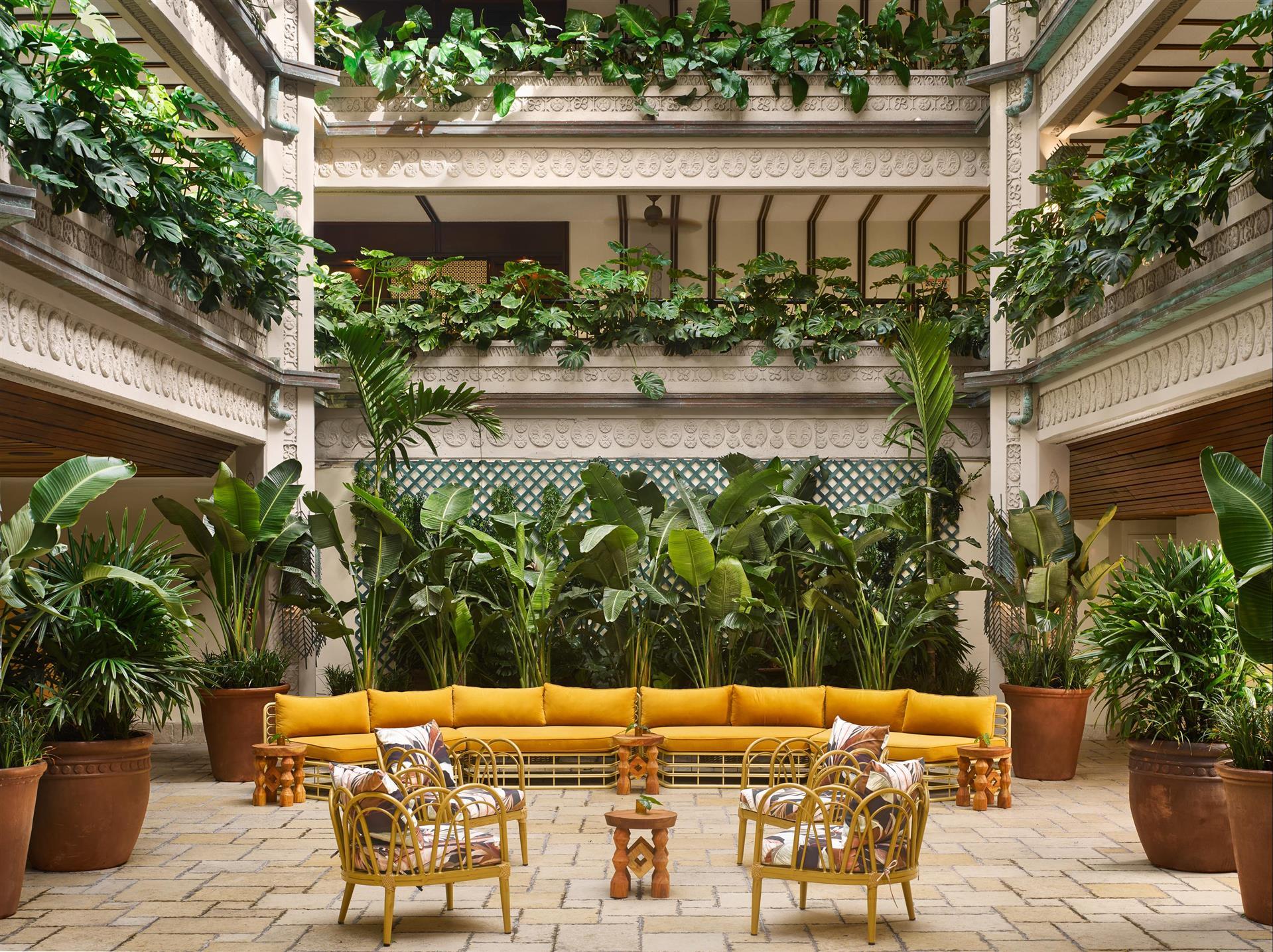 Mayfair House Hotel & Garden in Miami, FL