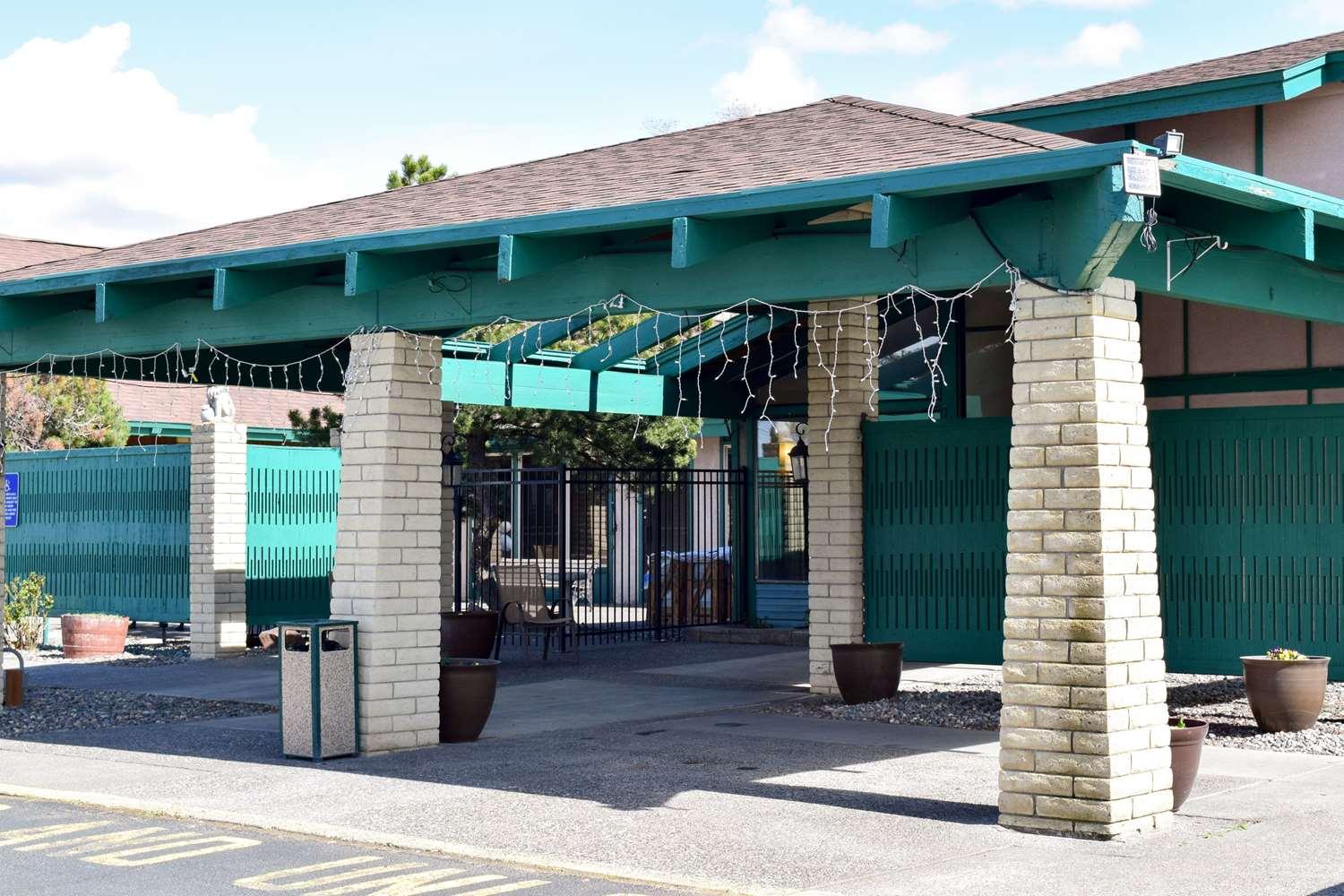 Quality Inn Umatilla image