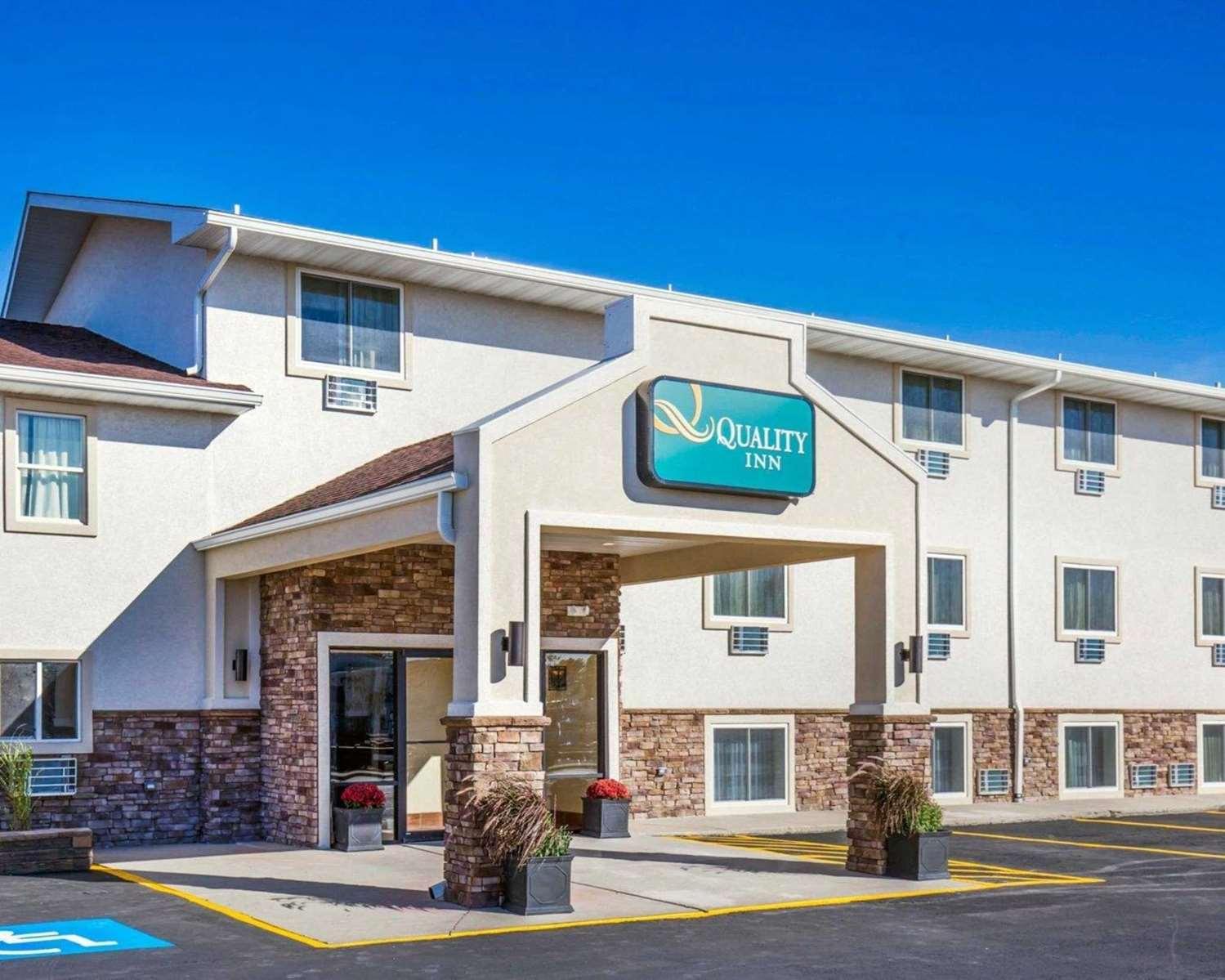Quality Inn Gillette image