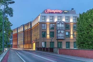Oswiecim, PL 的 Hampton by Hilton Oswiecim