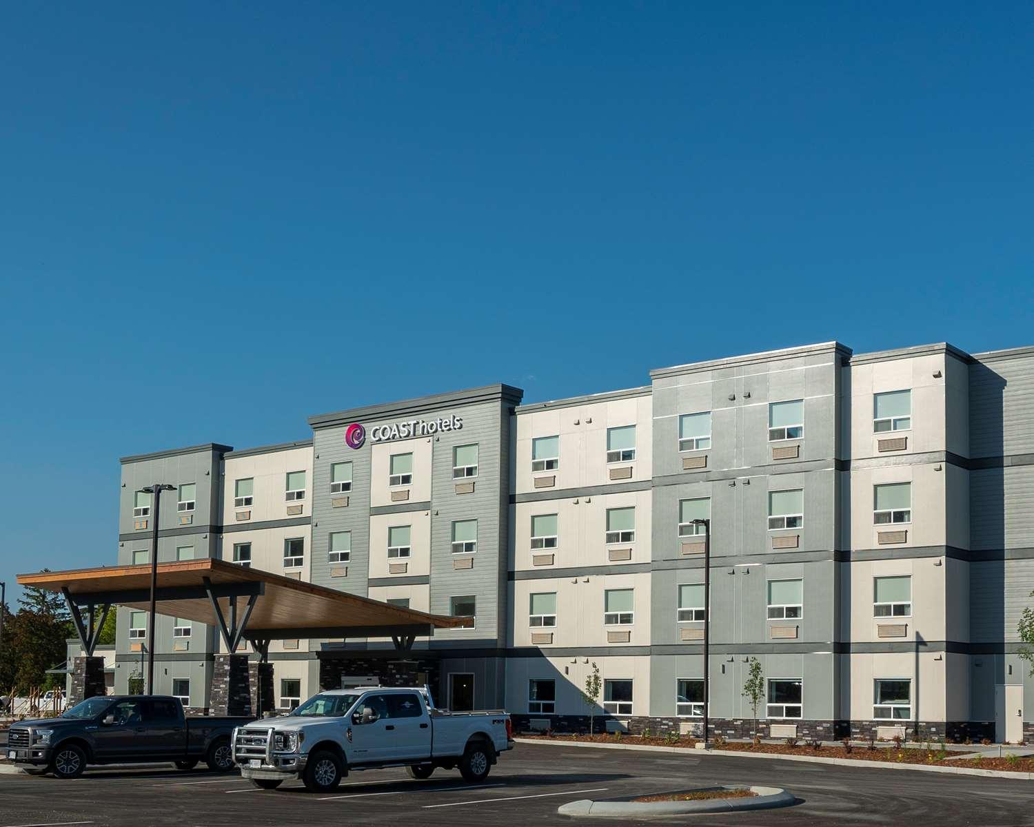 Coast Oliver Hotel image