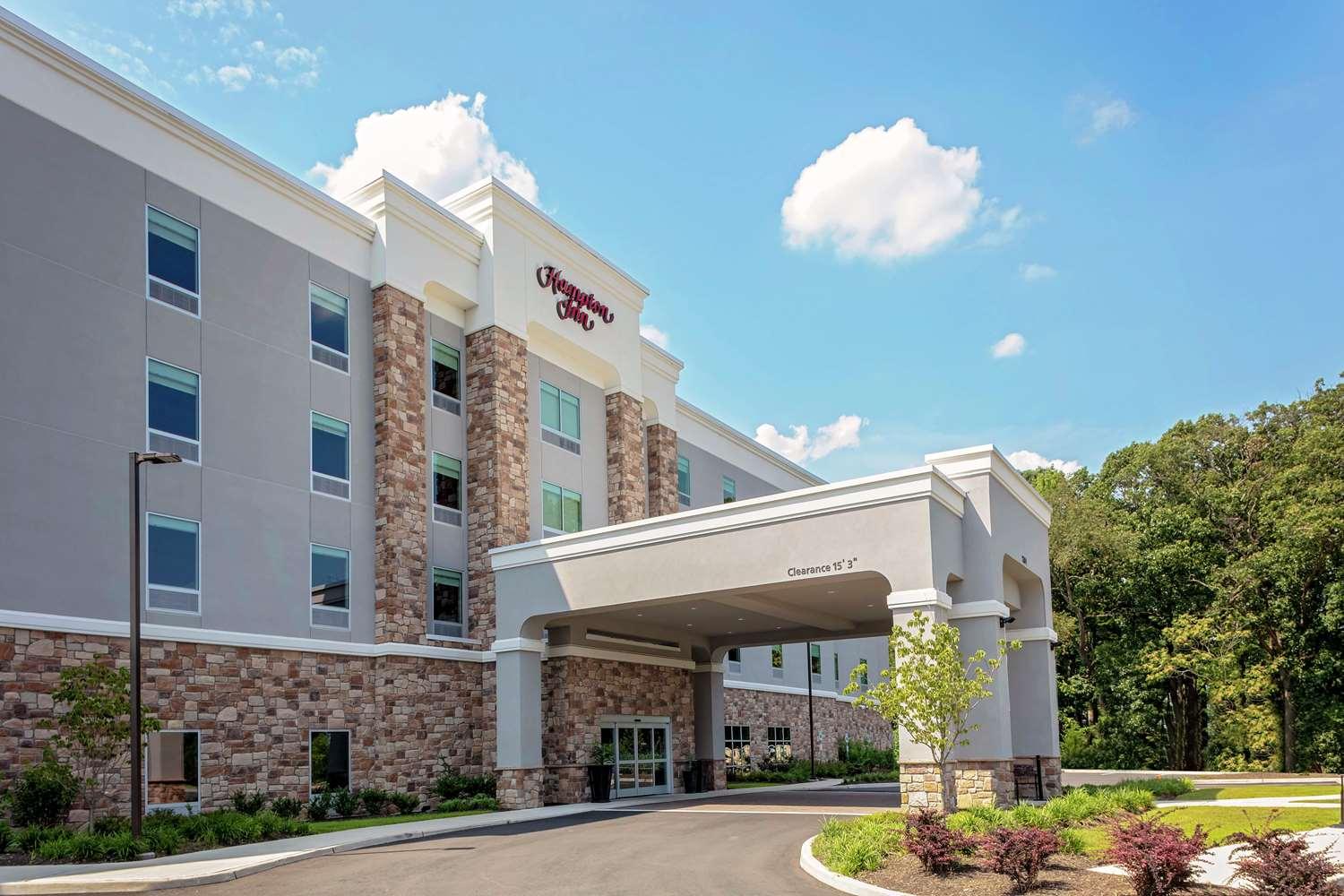 Hampton Inn Cranbury image