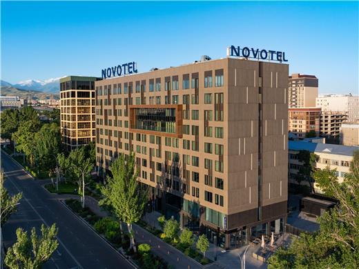 Bichkek, KG의 Novotel Bishkek City Center