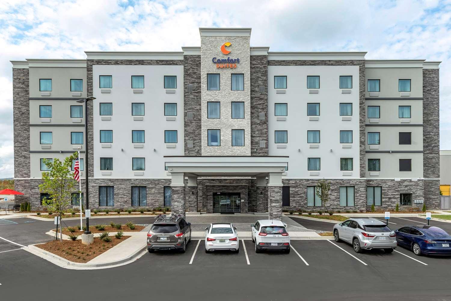 Comfort Suites Greenville image
