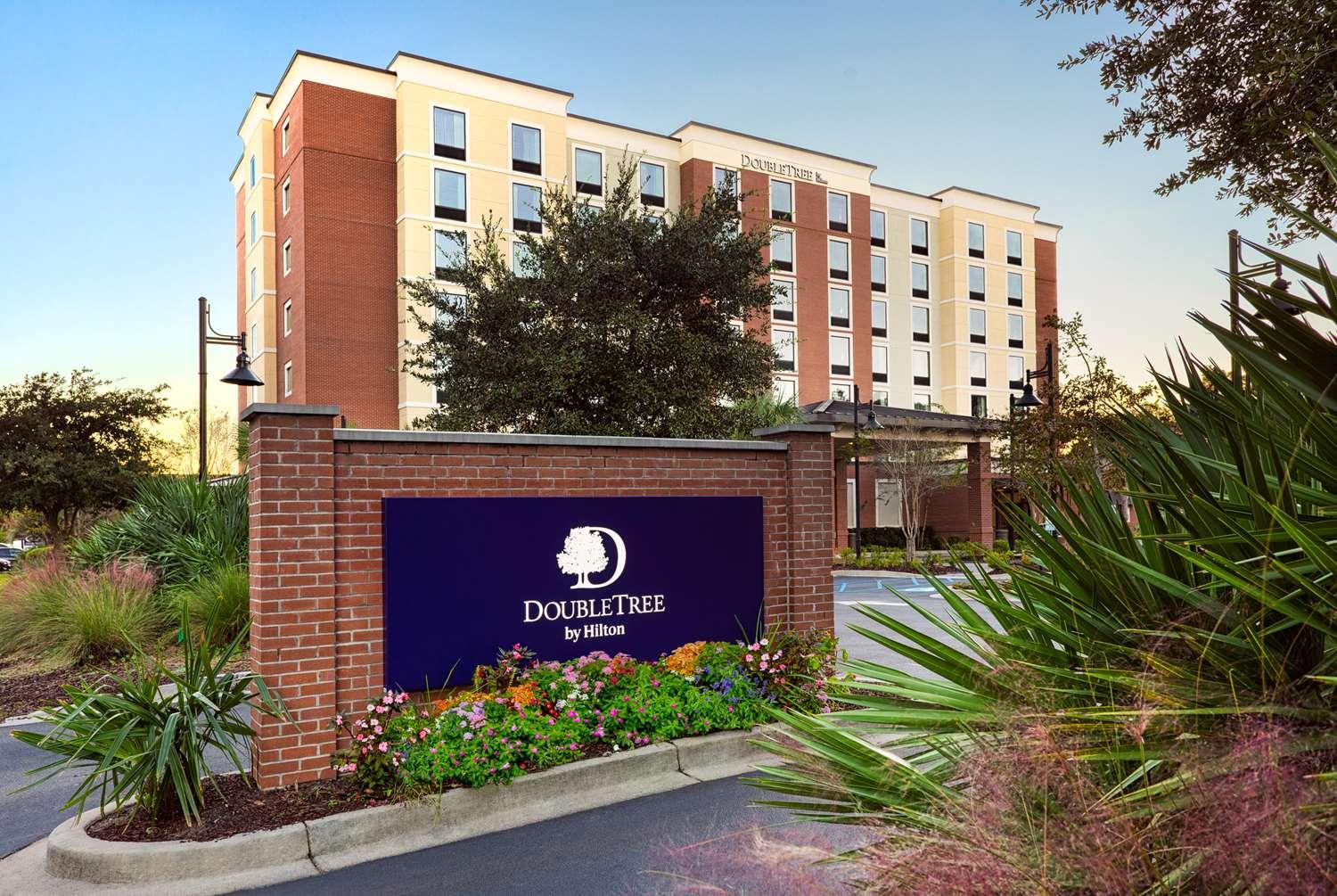 DoubleTree by Hilton Charleston Mount Pleasant image