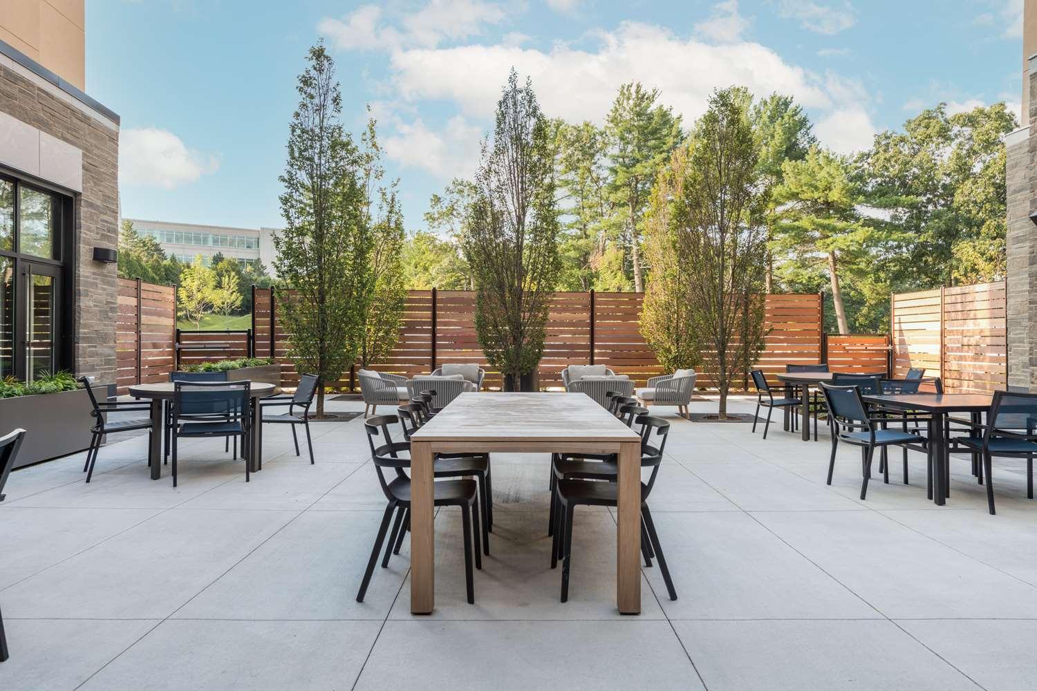 Hilton Garden Inn Boston Canton image