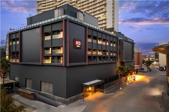 Radisson RED Izmir Point Bornova in Izmir, TR