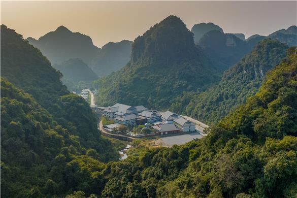 Hilton Quang Hanh Onsen Resort в Quang Ninh Province, VN