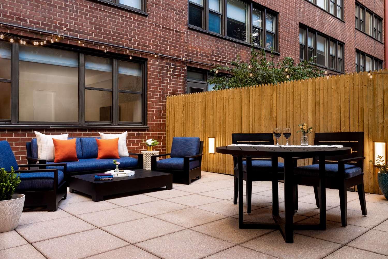 The Gardens Sonesta ES Suites New York image