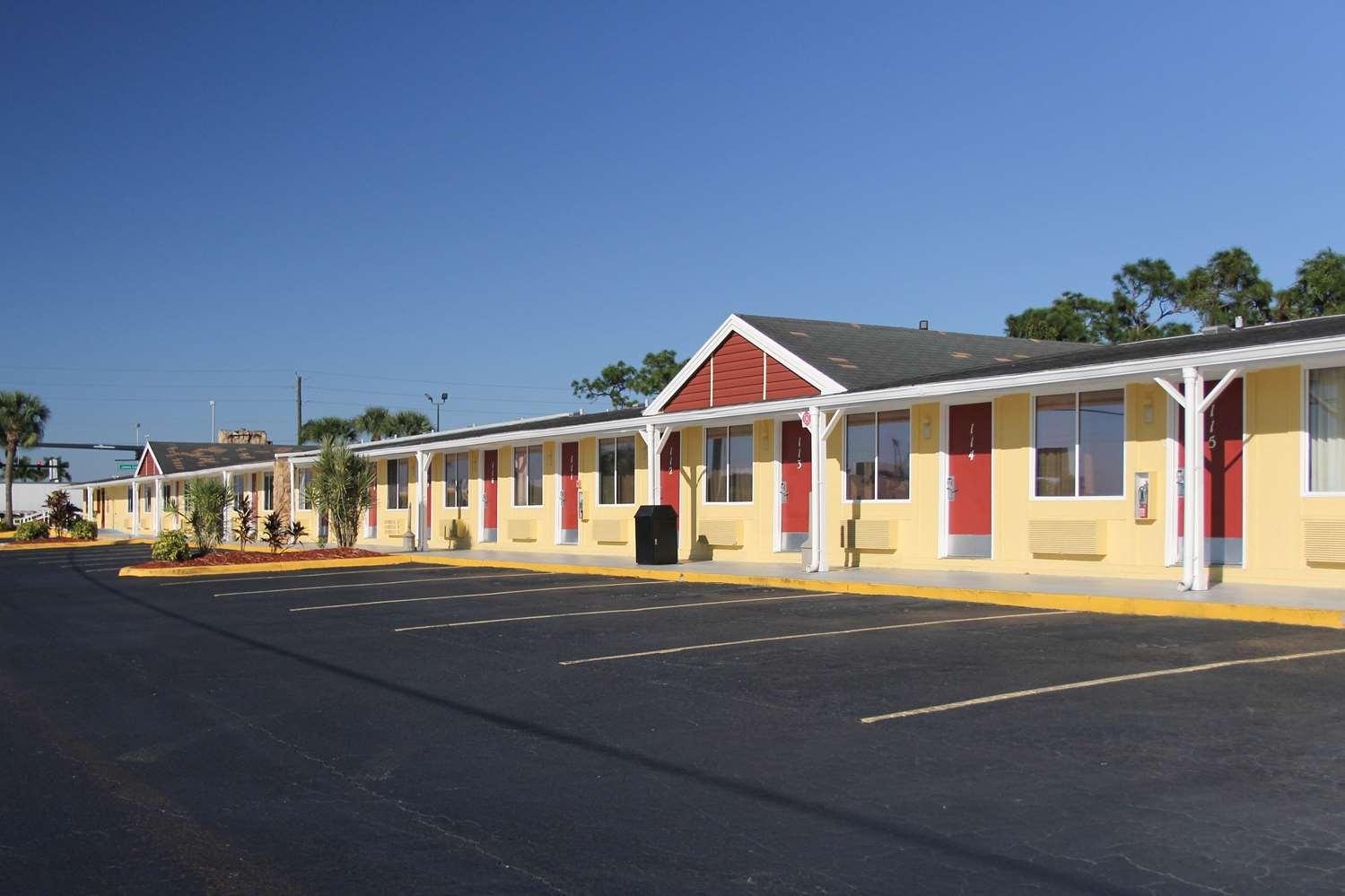 Knights Inn Punta Gorda image