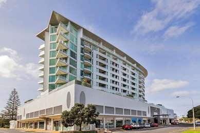 Ramada Suites by Wyndham Nautilus Orewa i Orewa, NZ