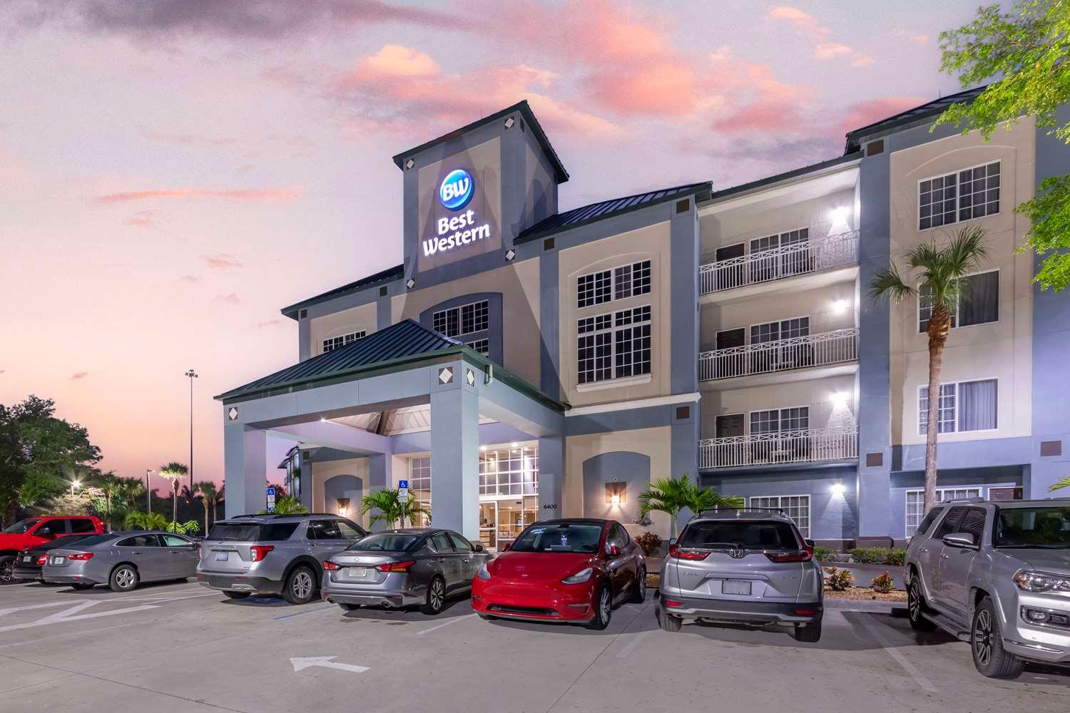 Best Western Naples Plaza Hotel image