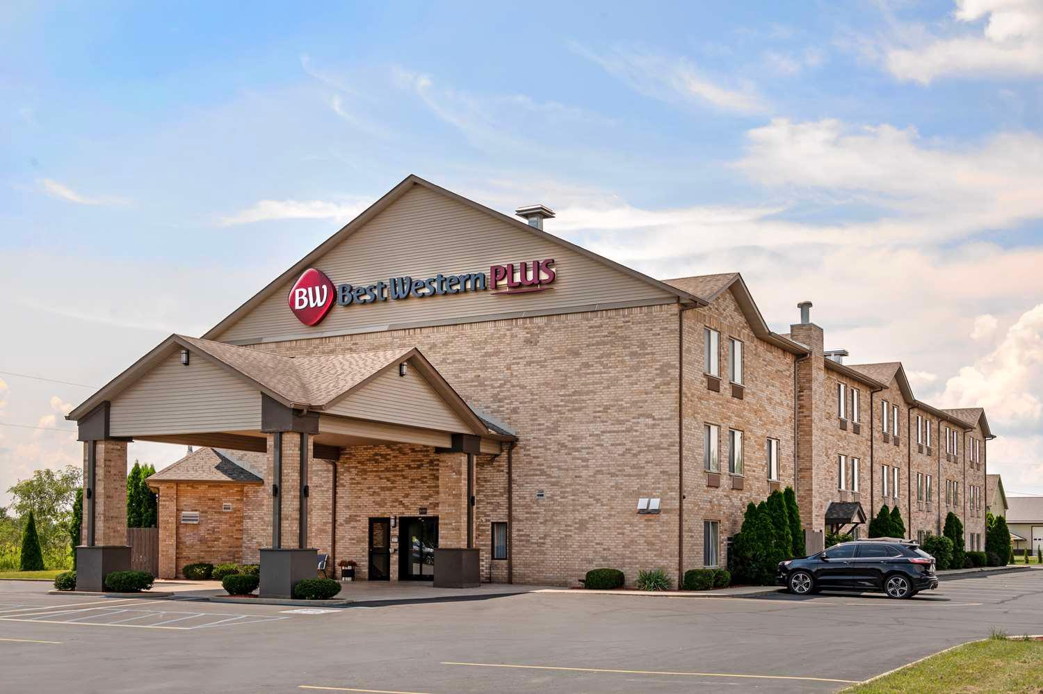 Best Western Plus Howe Inn image