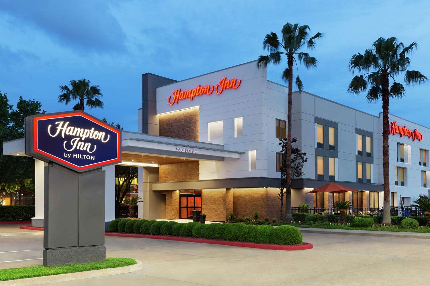 Hampton Inn Houston-Brookhollow image