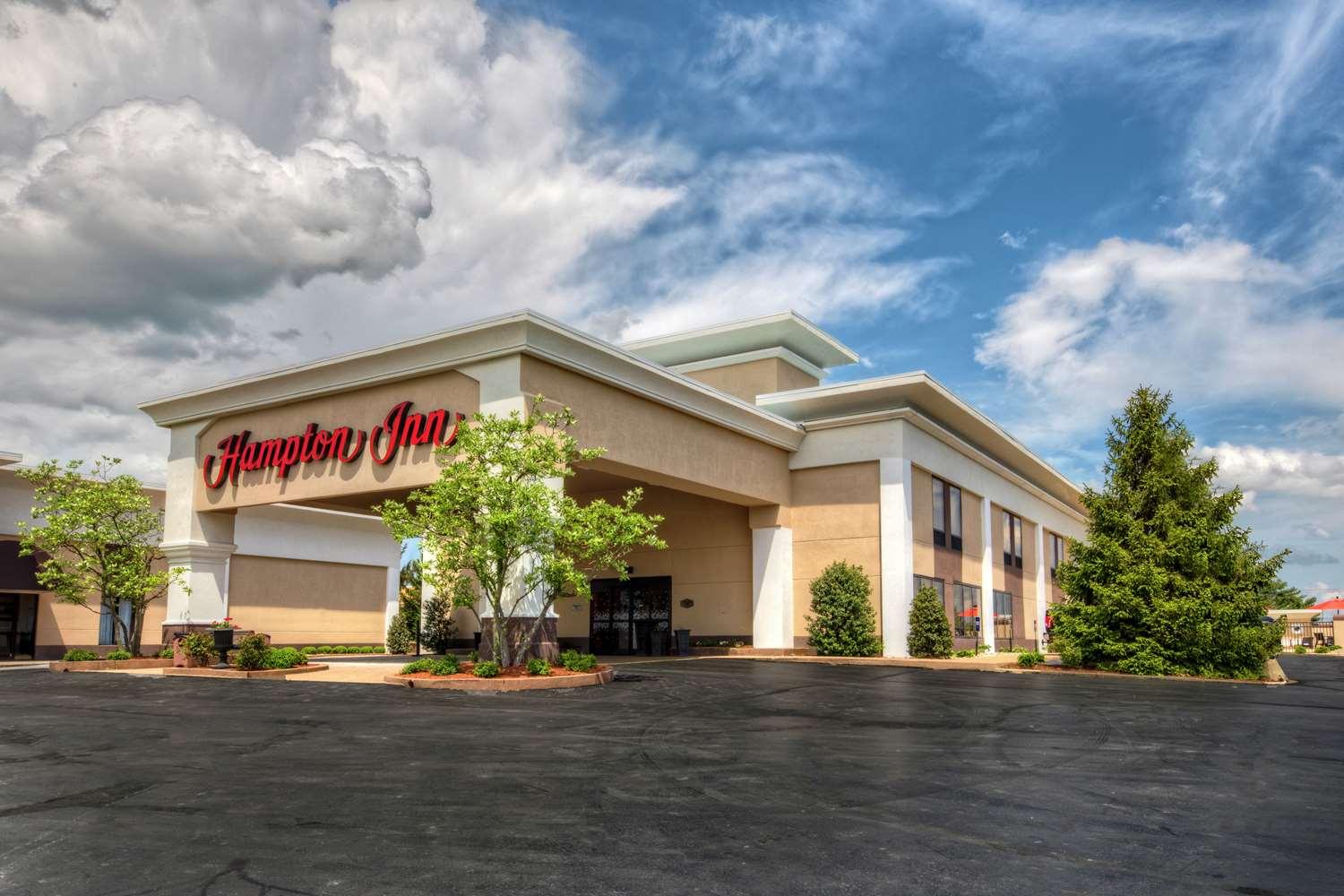 Hampton Inn Winchester image