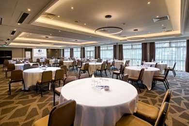 Ealing, GB1의 DoubleTree by Hilton London - Ealing