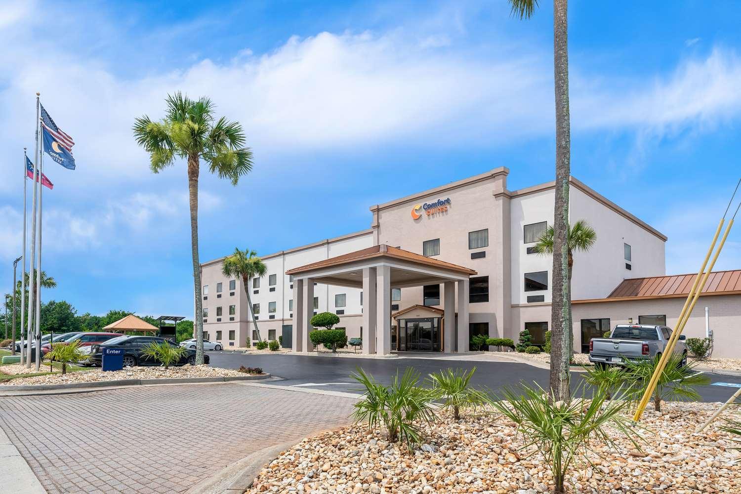 Comfort Suites Warner Robbins image