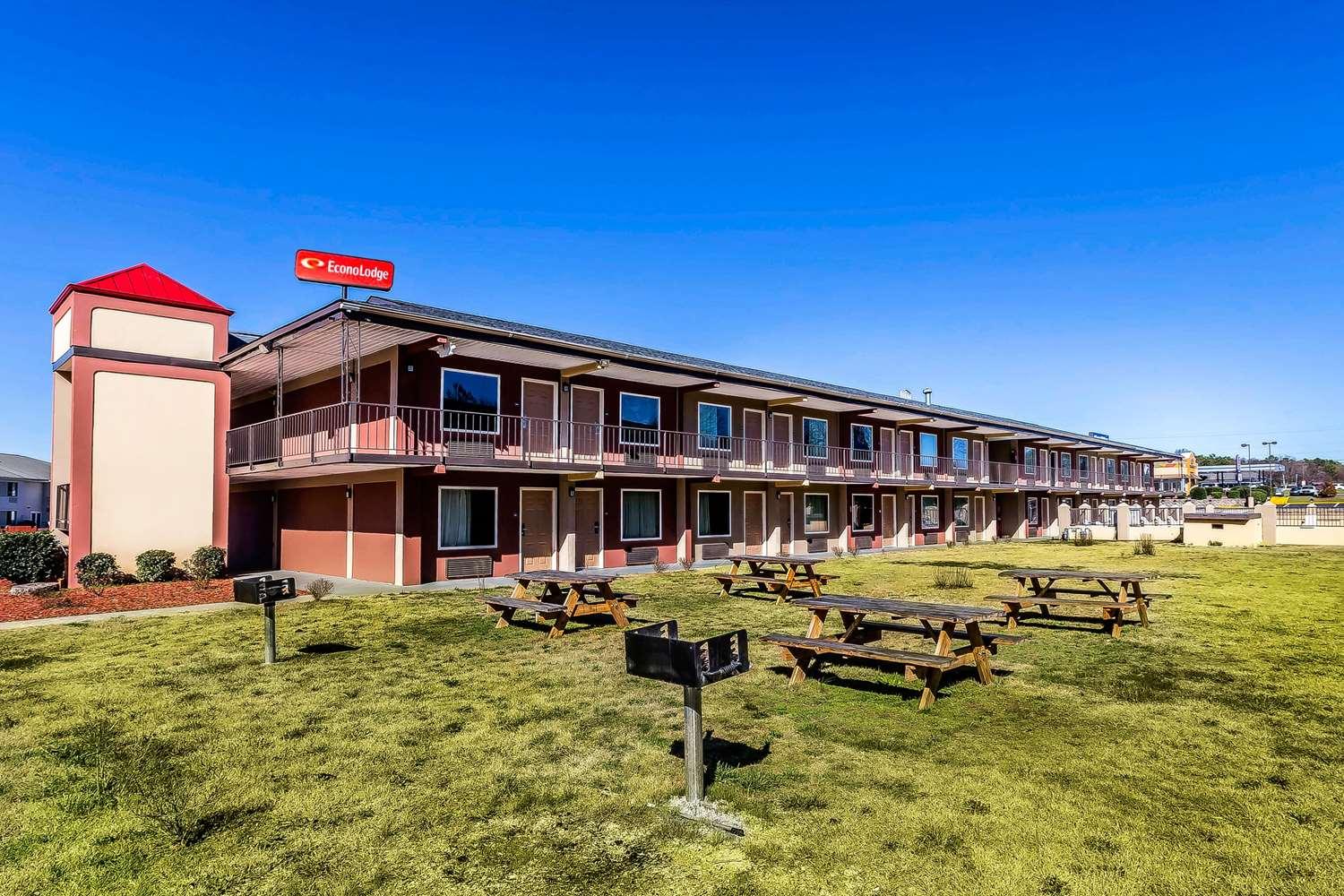 Econo Lodge Lavonia image