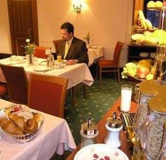 Hotel Elite Lausanne в Lausanne, CH