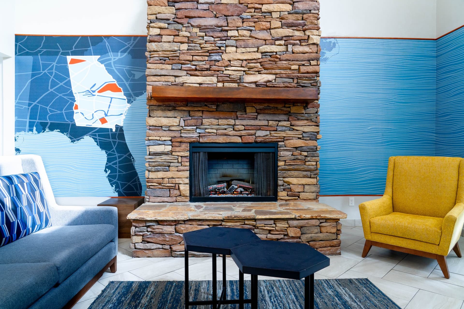 Holiday Inn Express Hotel & Suites Hiawassee в Хайавассе, GA