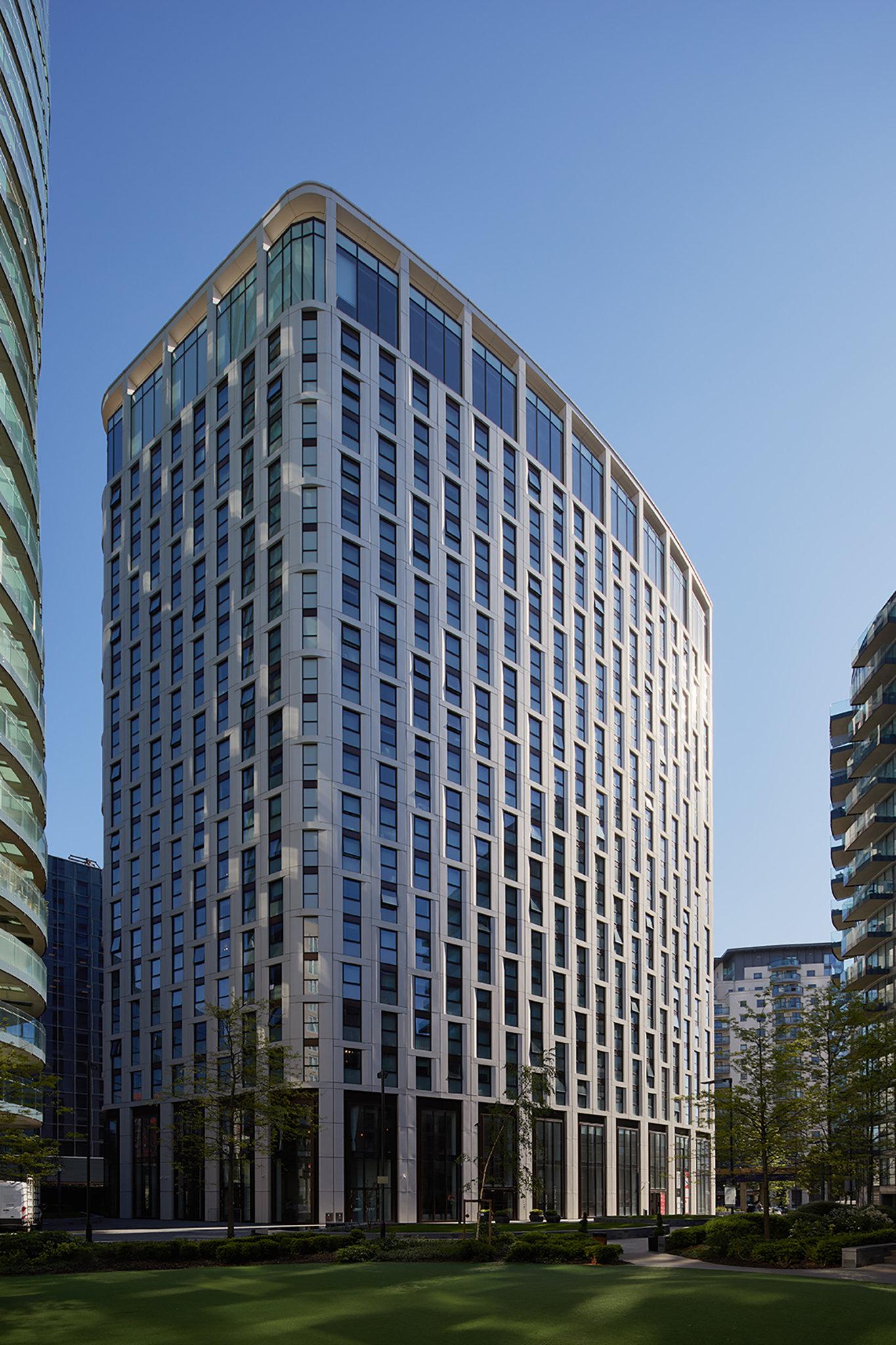 ARK Canary Wharf в London, GB1