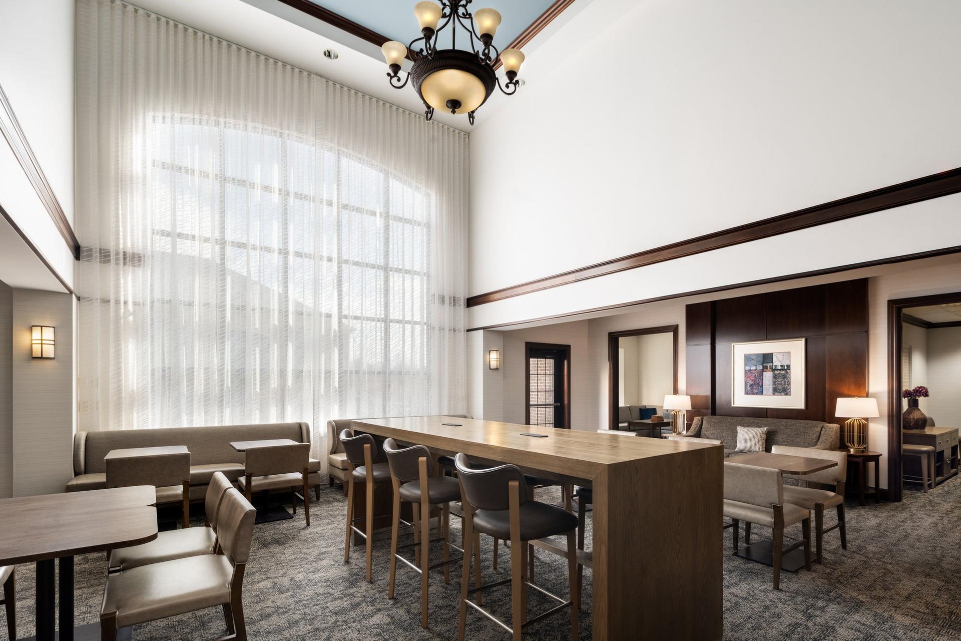Staybridge Suites Akron/Stow ใน สโตว์, OH