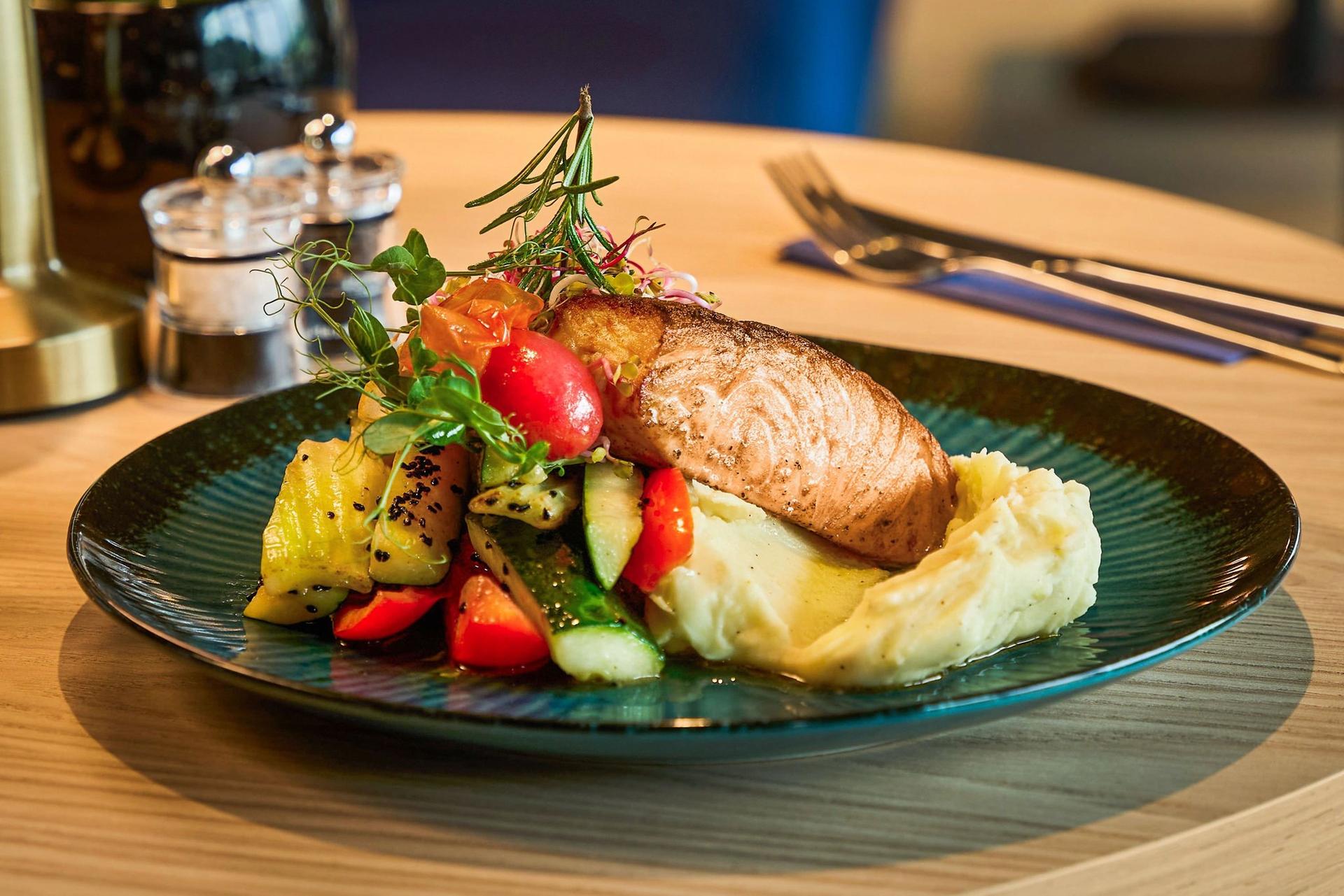 Hotel DeSilva Katowice Airport ใน Pyrzowice, PL