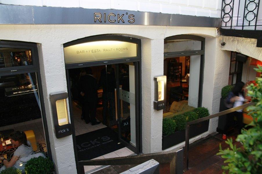 Edinburgh, GB2におけるRabble Taphouse and Grill