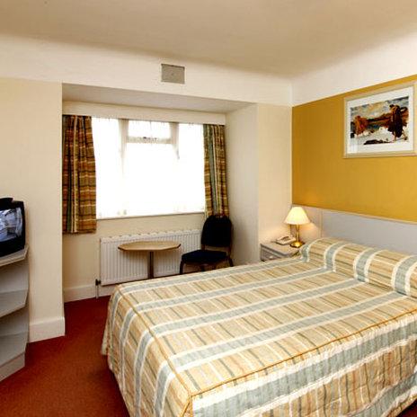 Bournemouth, GB1におけるRussell Court Hotel 