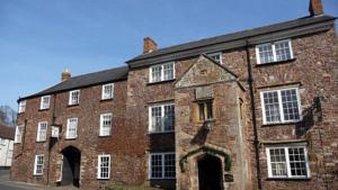 The Luttrell Arms в Minehead, GB1