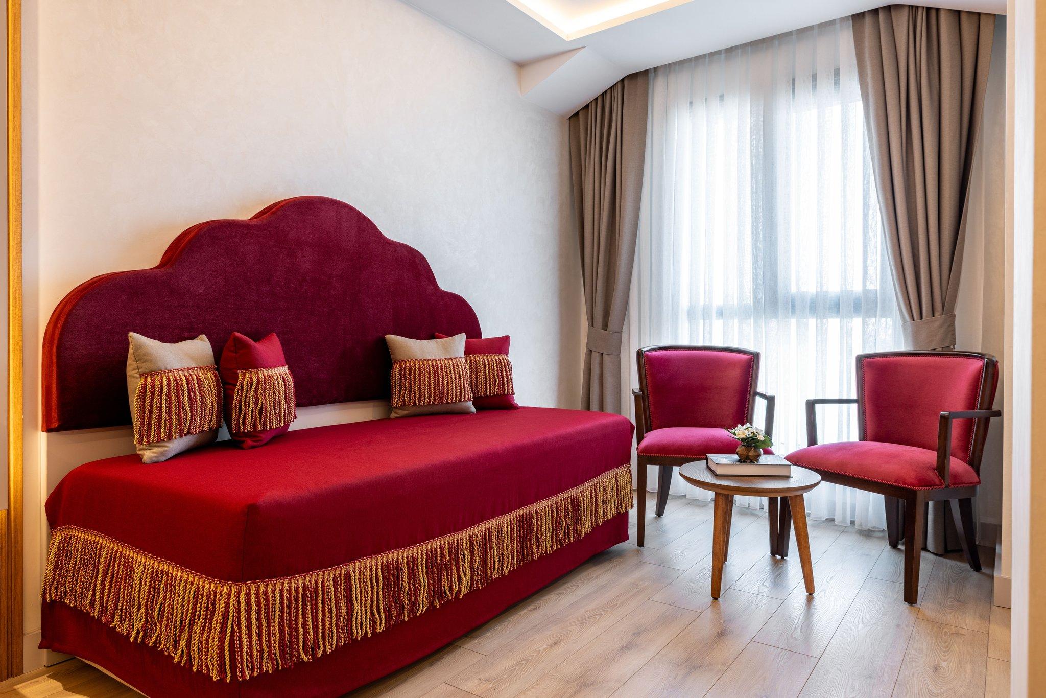 Carina Gold Hotel image