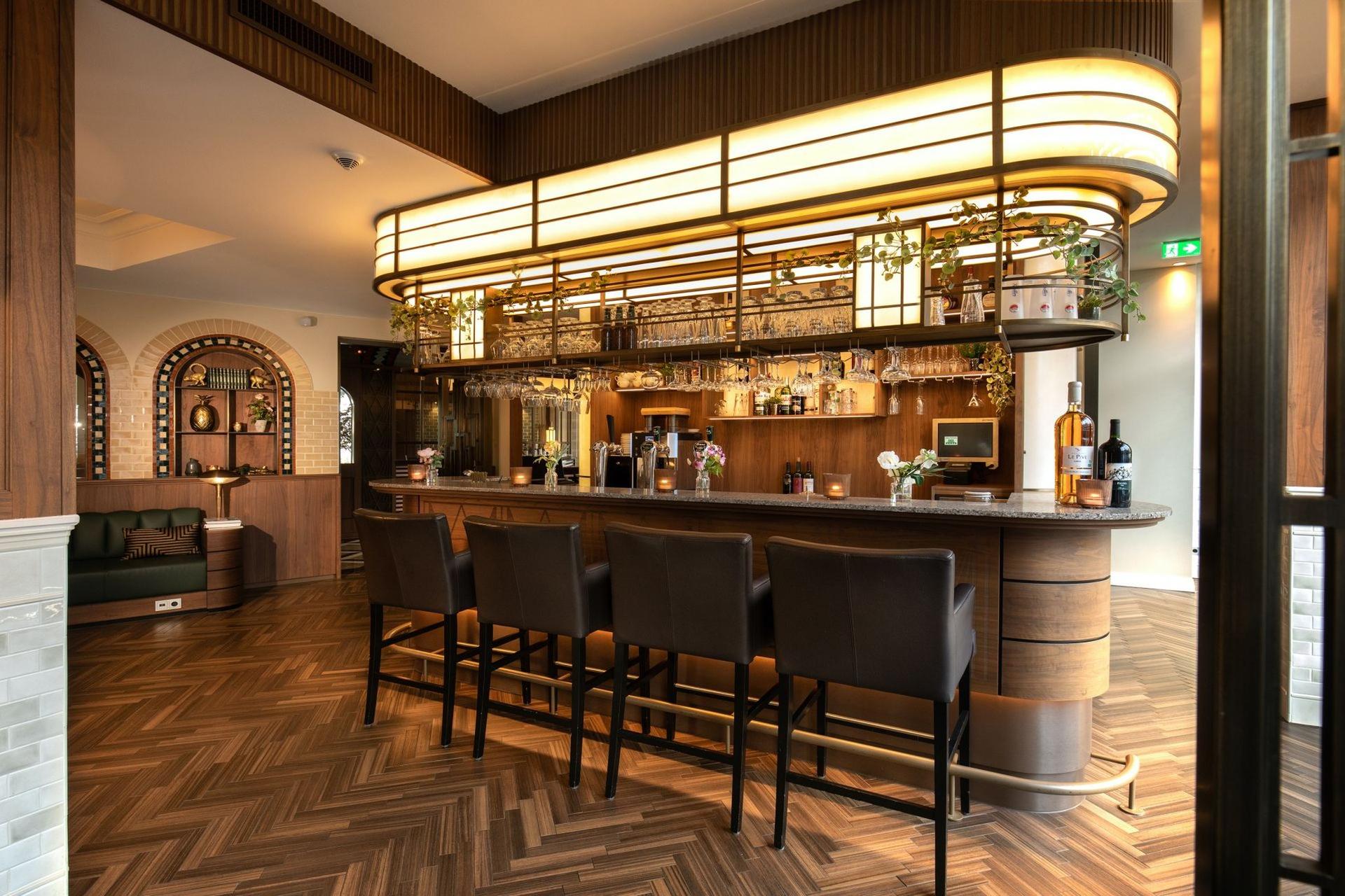 Roermond, NL 的 Grand Hotel Valies Roermond