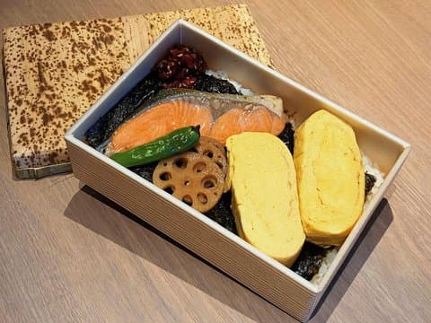 Garner Hotel Osaka Honmachi Station в Осака, JP