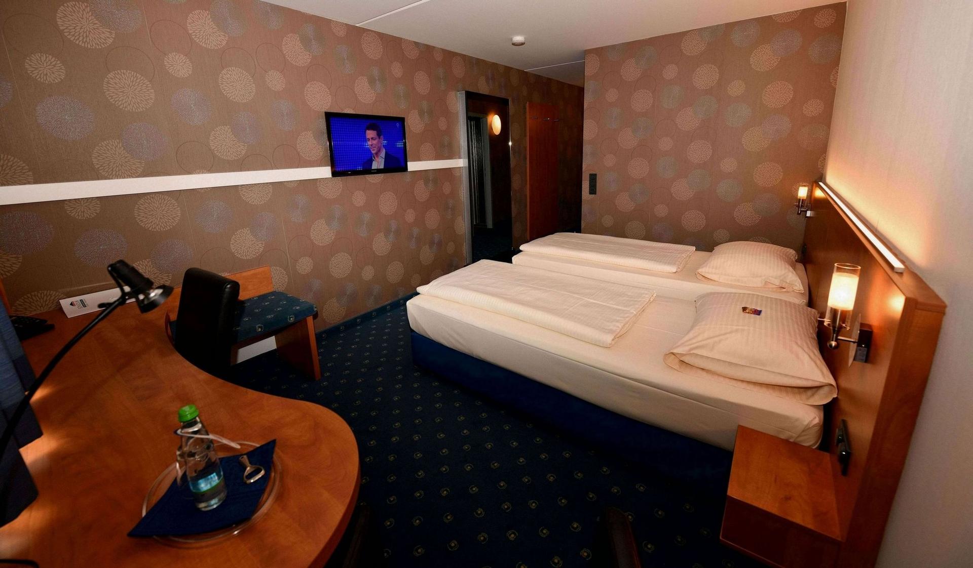 Bonjour Hotelbetriebs в Gerlingen, DE