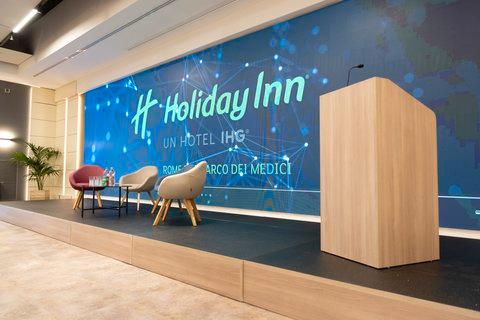 Holiday Inn Rome-Eur Parco dei Medici в Рим, IT