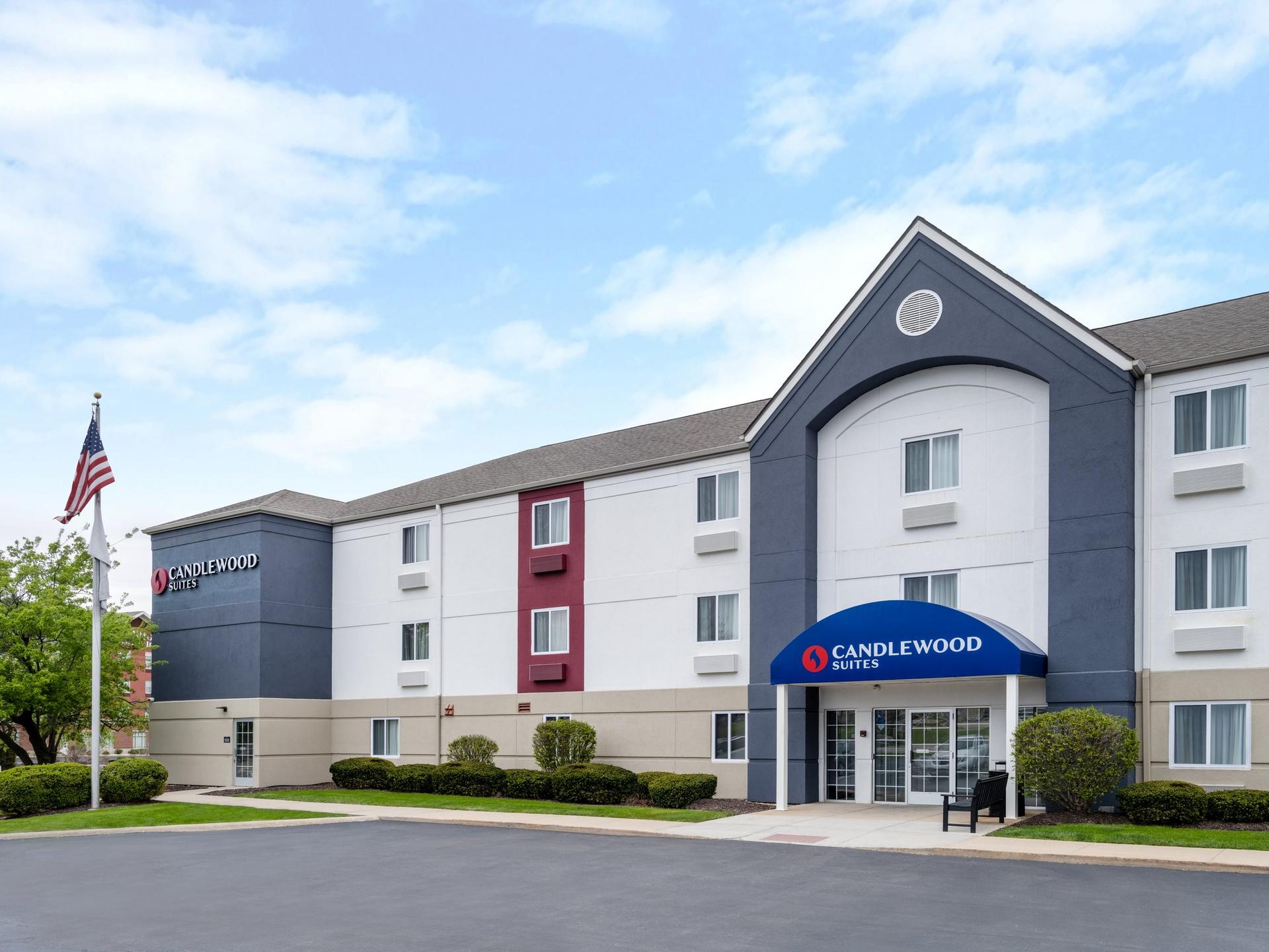 Candlewood Suites Rockford в Рокфорд, IL