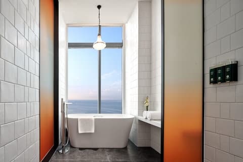 Hotel Indigo Yantai Golden Coast ใน Yantai, CN