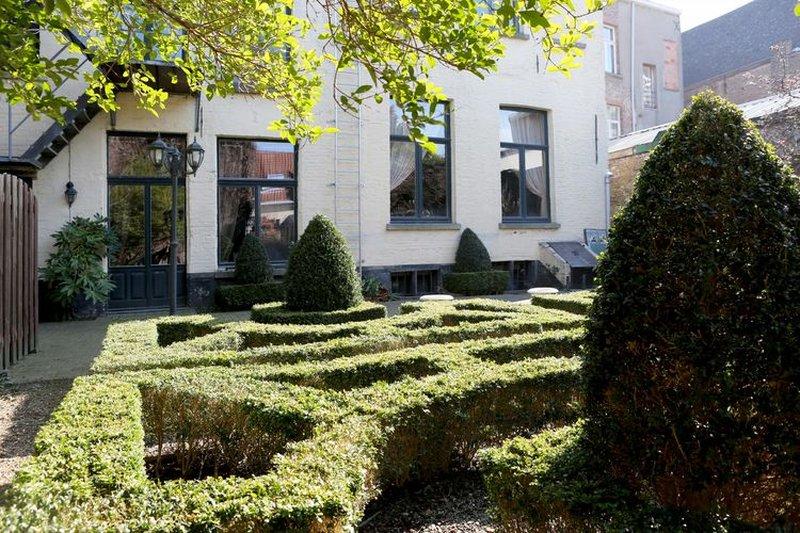 Erasmus Hotel ใน Ghent, BE