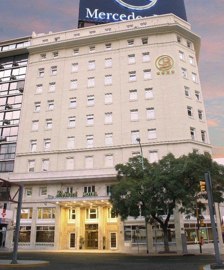 Bristol Hotel de Buenos Aires ใน Buenos Aires, AR