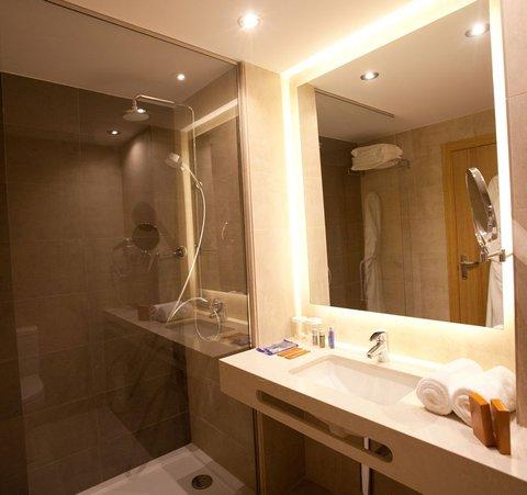 Hotel Sevilla Congresos в Seville, ES