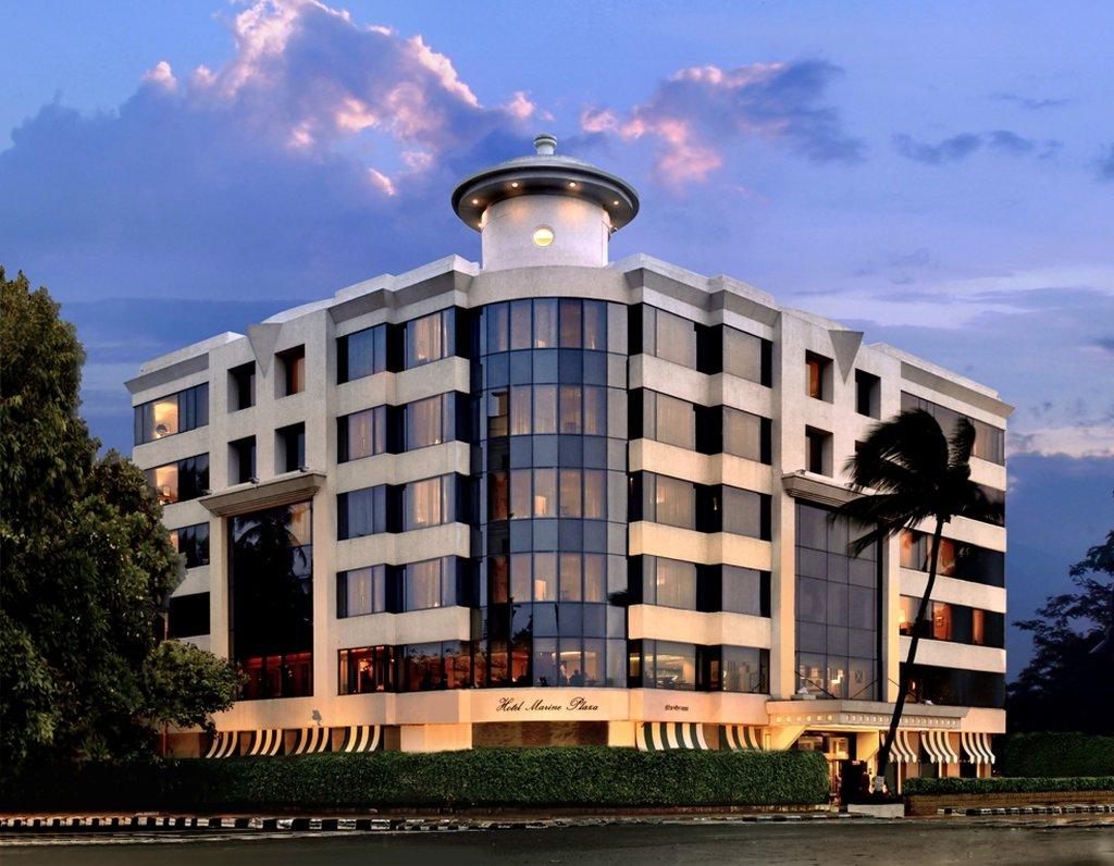 Hotel Marine Plaza в Mumbai, IN