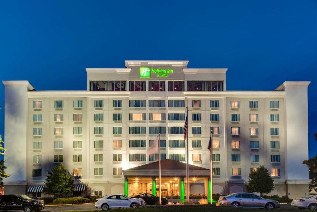 Holiday Inn & Suites Overland Park - West image