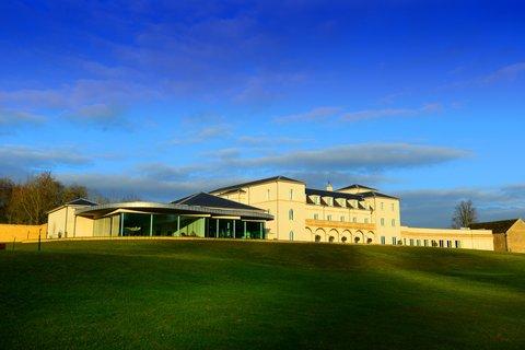 Bowood Hotel, Spa and Golf Resort a Calne, GB1