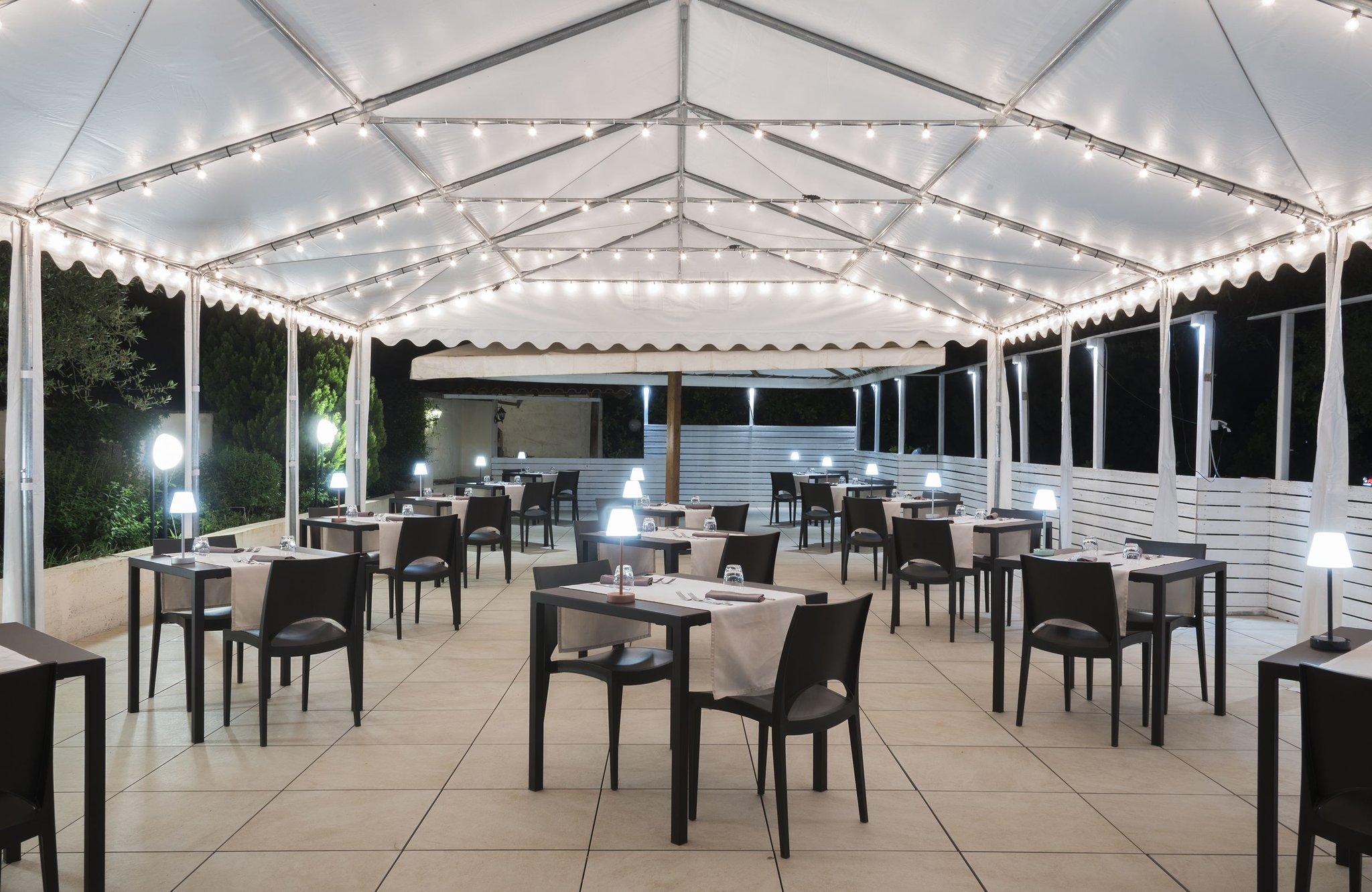 Hotel El Patio image